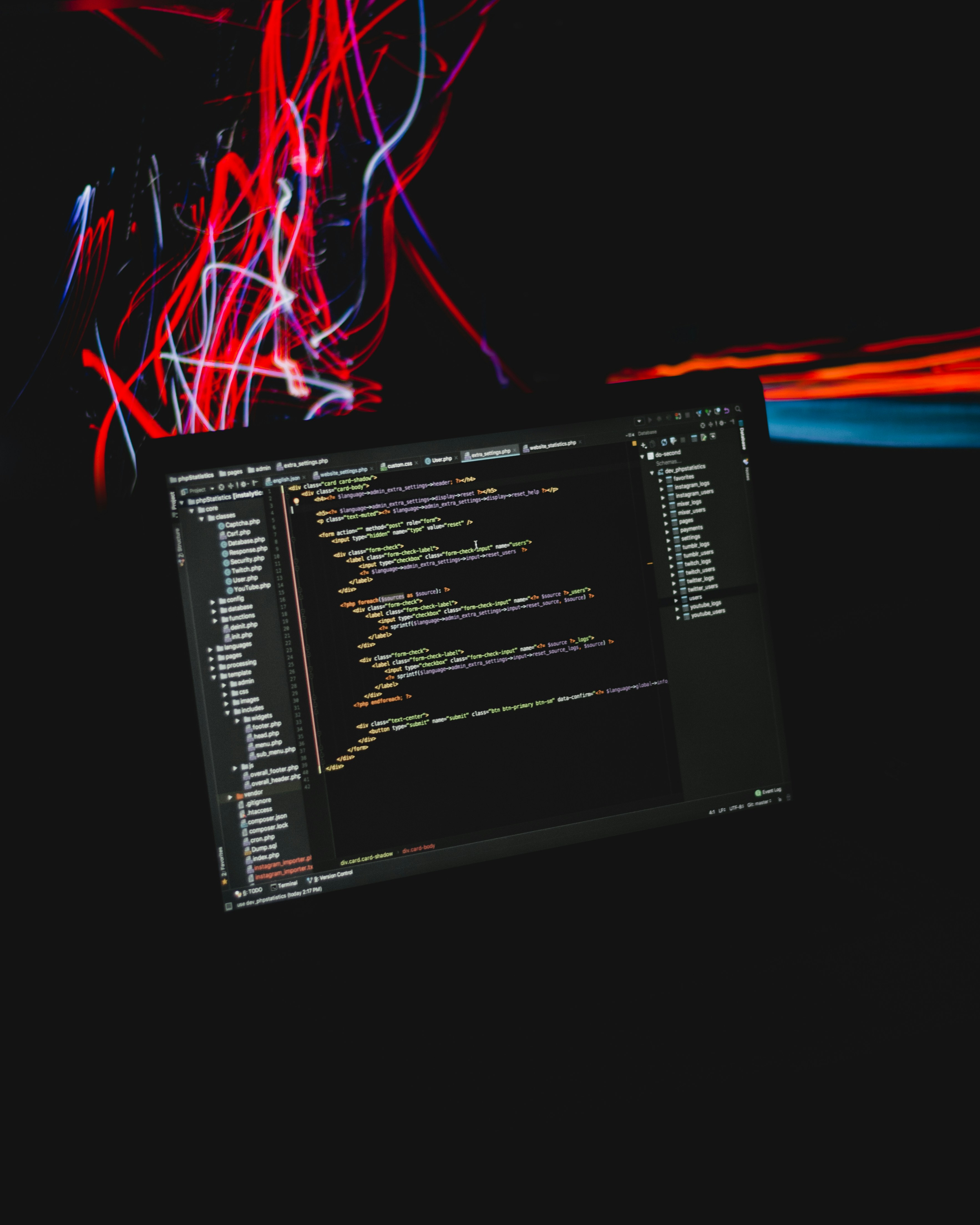 [Immagine di Sviluppo Firmware e Software Embedded]